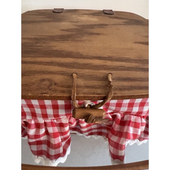 Vtg Longaberger 1993 Large Basket With Lid, Handles & Riser Picnic Pie Red White - Picture 7 of 14